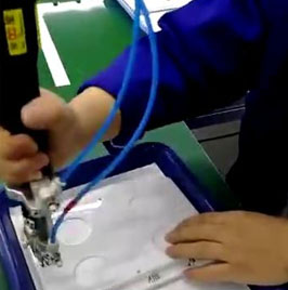 自（zì）動打（dǎ）螺絲機案例